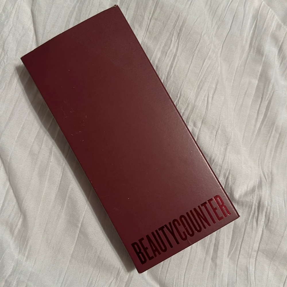 BEAUTYCOUNTER MINI GLOSS VAULT- Never opened